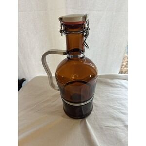 Muster Geschutzt Amber 2LGlass Brown Bottle w/Aluminum Handle, Cap & Rubber Seal